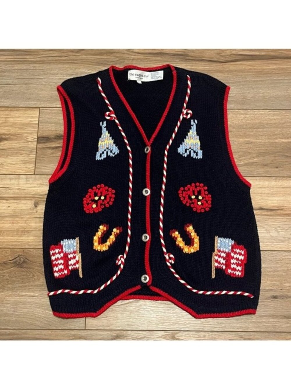 The Eagle's Eye Cardigan Sweater Vest SZ Large American Red Blue Vintage 1992
